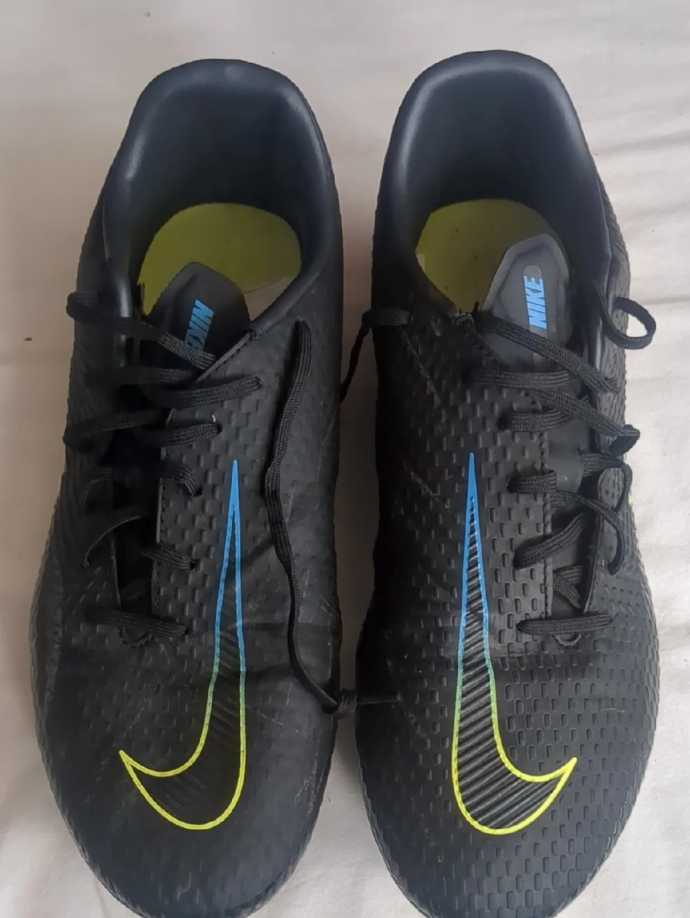 Nike Phantom Soccer Cleats - Black with Neon Yellow & Blue Mens 9.5
